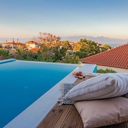 Georgianna'S Suite With Private Pool , 'Blank Suite' Charokopio ภายนอก รูปภาพ