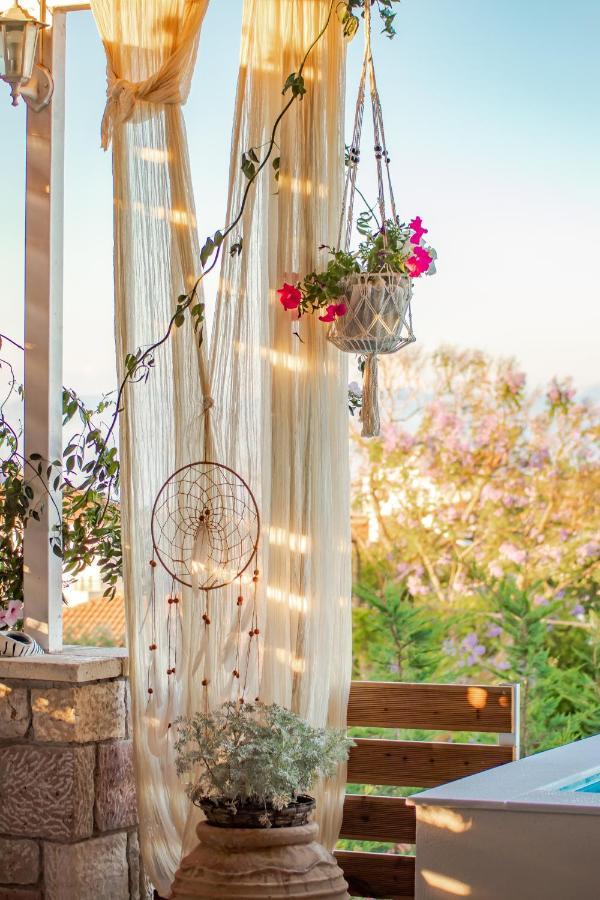 Georgianna'S Suite With Private Pool , 'Blank Suite' Charokopio ภายนอก รูปภาพ