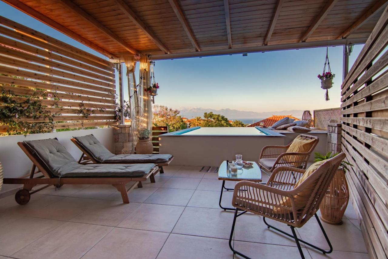 Georgianna'S Suite With Private Pool , 'Blank Suite' Charokopio ภายนอก รูปภาพ